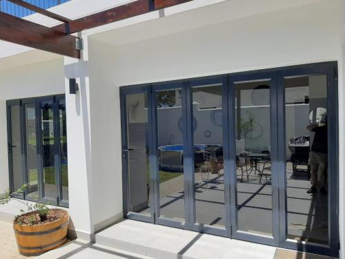 2 Ply Black Window Film